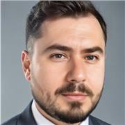 Offro lezioni private d’informatica, sia a livello scolastico medie, superiori ed università